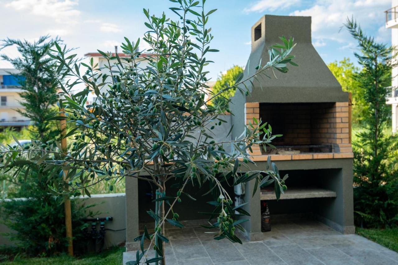 Olive 101 Apartment Peraía Екстериор снимка