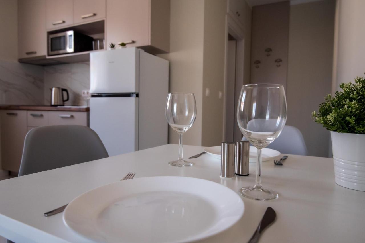 Olive 101 Apartment Peraía Екстериор снимка