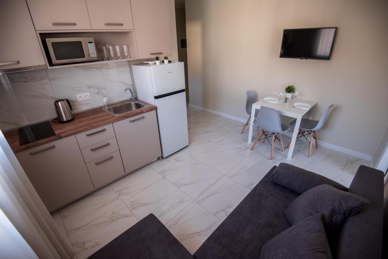 Olive 101 Apartment Peraía Екстериор снимка